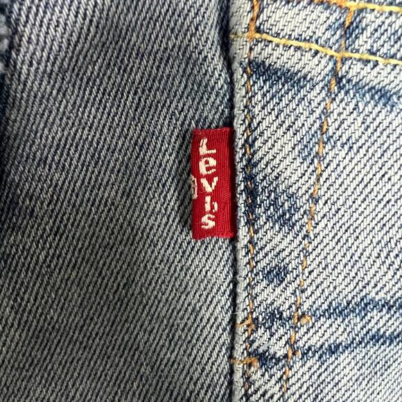 Levi's Altered 711 Skinny Jeans Women's Size 29 Distressed Light Wash Denim - Picture 11 of 12